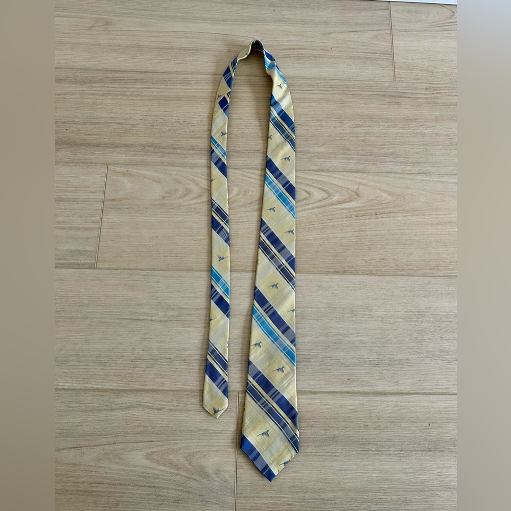 Harve Benard 100% Silk Tie